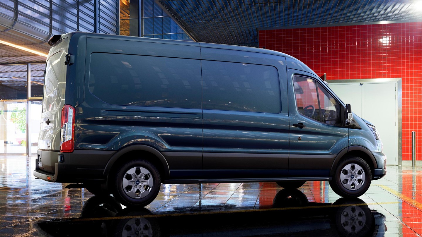 Ford Transit je skvělým vozem pro přepravu zboží