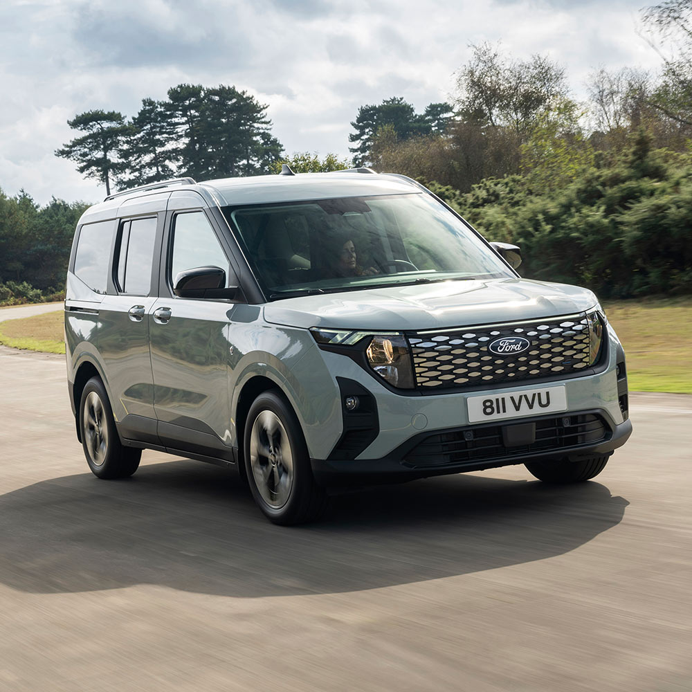 Ford E-Tourneo Courier