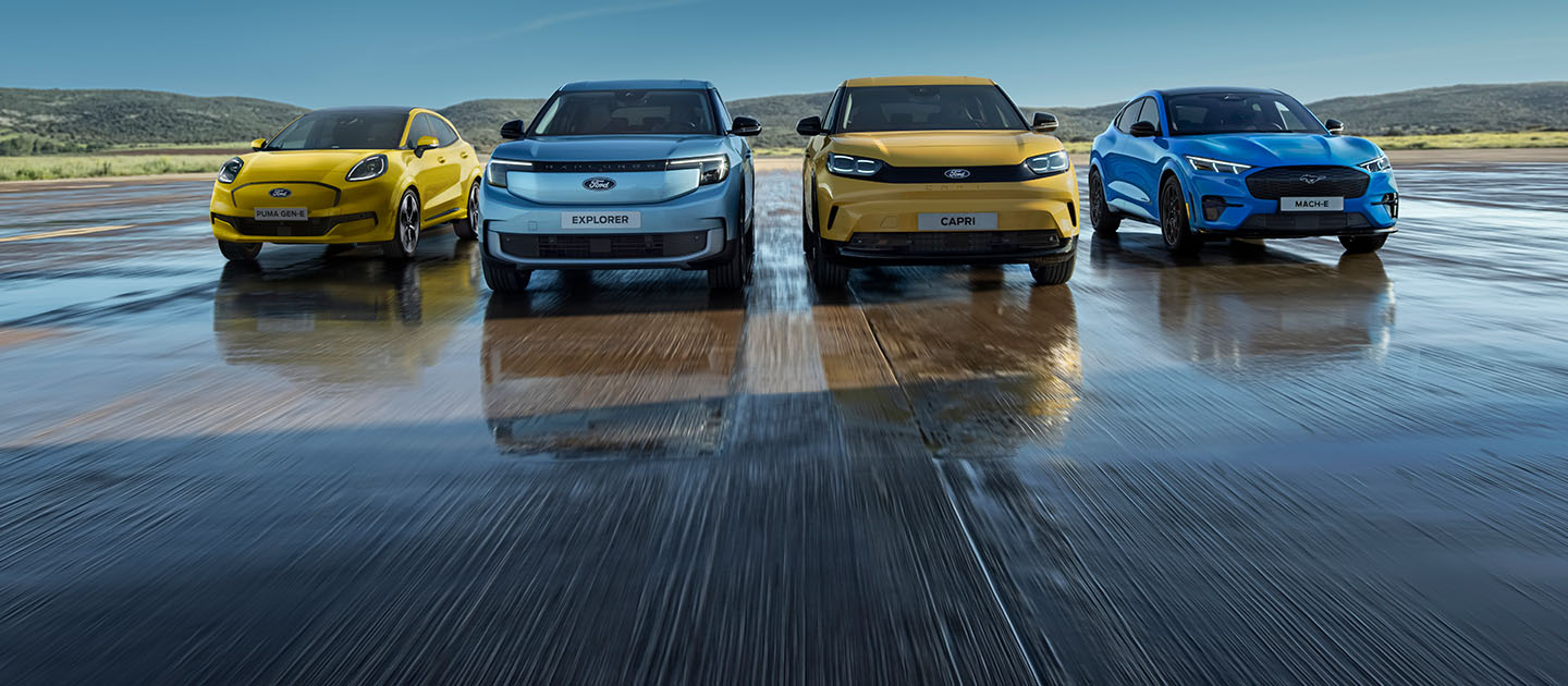 Řada elektrických aut Ford, včetně Ford Puma Gen-E, Ford Explorer, Ford Capri a Ford Mustang Mach-E.
