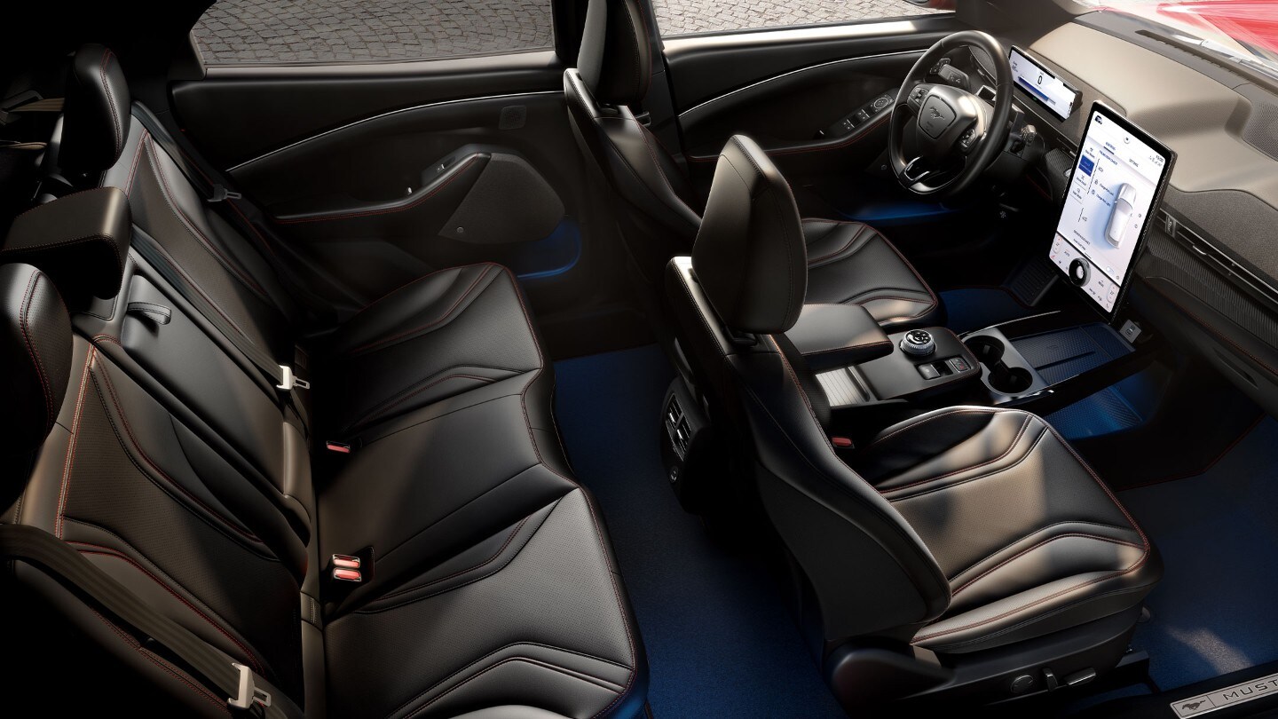 Zcela Novy Ford Mustang Mach E Plne Elektricke Suv Ford Cr