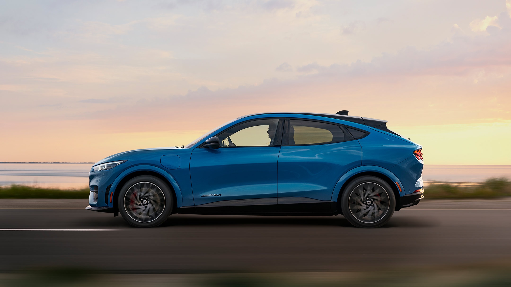 Ford Mustang Mach E Gt Vykonne Plne Elektricke Vozidlo Ford Cr Ford Mustang Mach E Gt Vykonne Plne Elektricke Vozidlo Ford Cr
