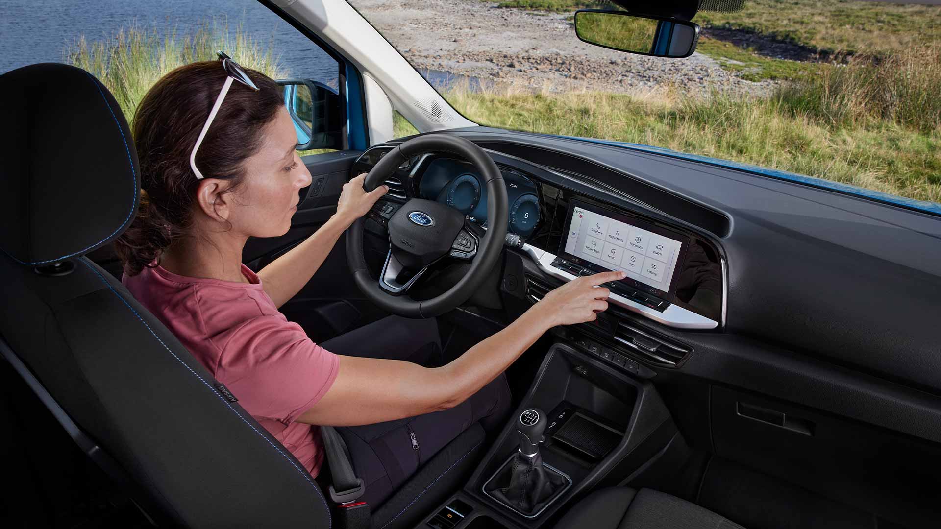 Ford Tourneo Connect ovládání dotykového displeje infotainmentu