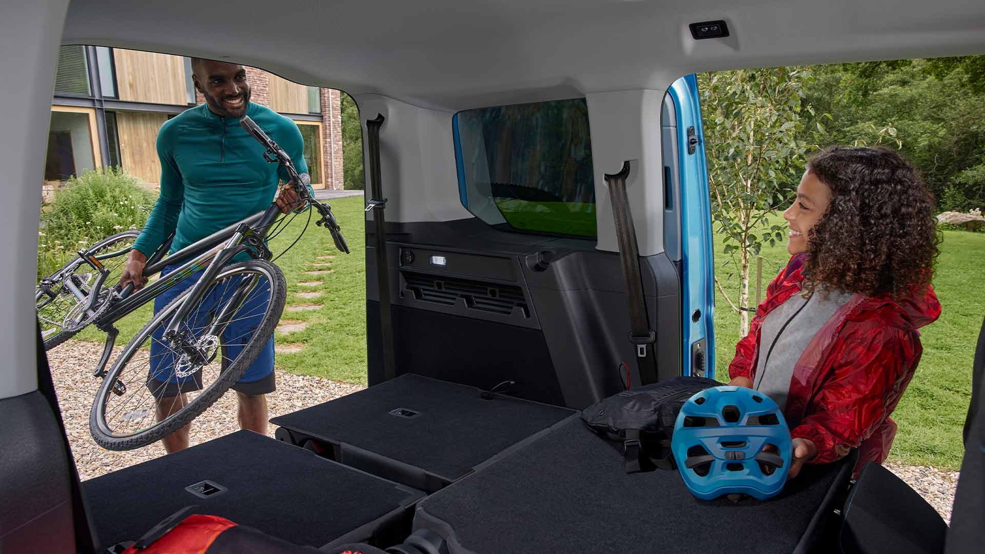 Ford Tourneo Connect pohled do interiéru na variabilní sedadla