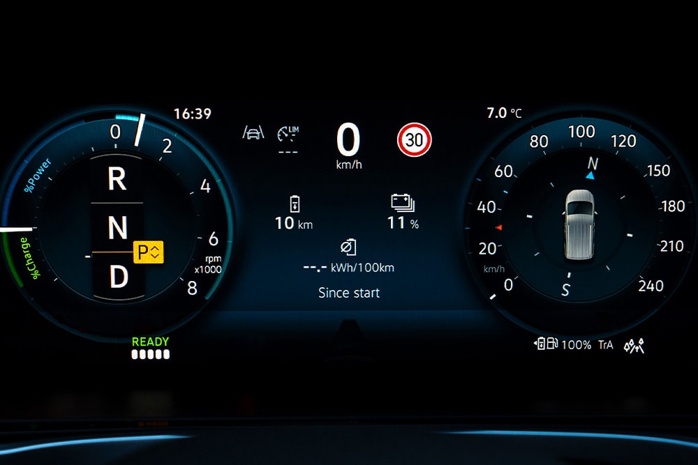 Ford Tourneo Connect přístrojový štít