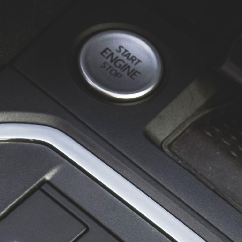 Ford Tourneo Connect startovací tlačítko