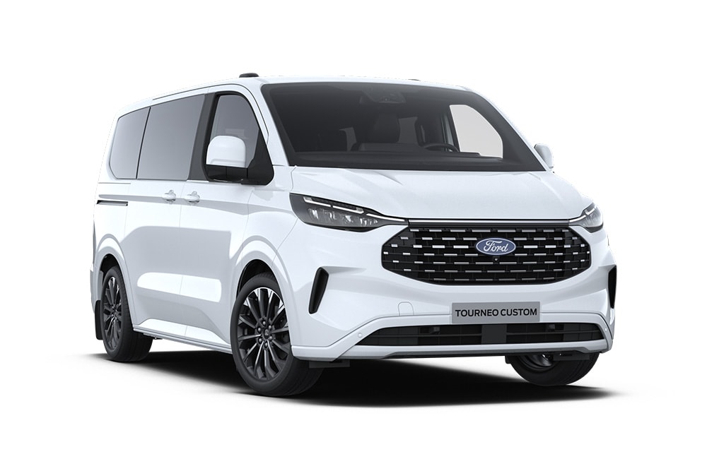 Pohled zleva zepředu na bílý Ford Tourneo Custom Titanium X.
