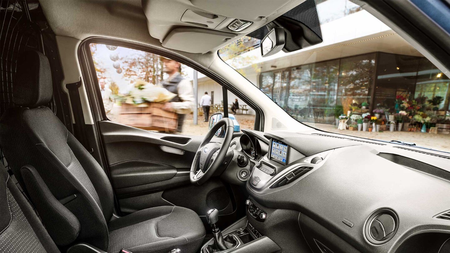 Interiér vozu Ford Transit Courier