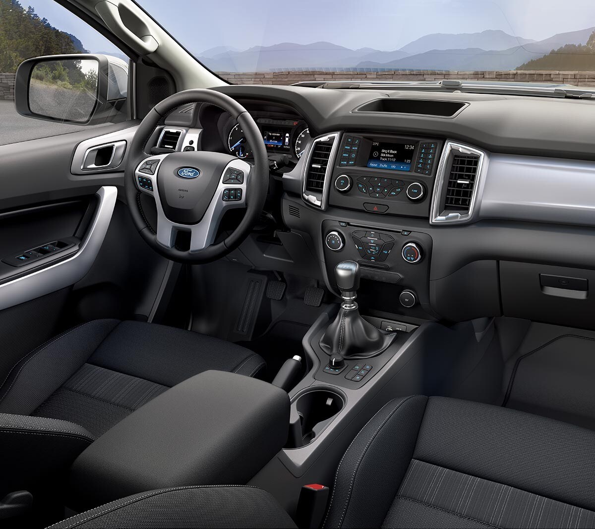 Ford Ranger - interiér, sedadla a palubní deska