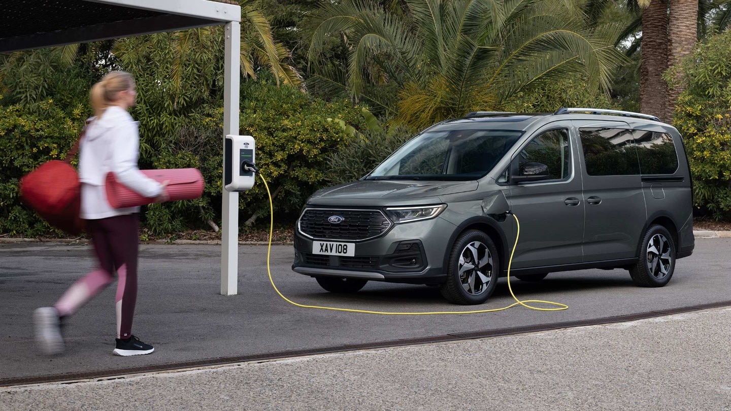 Ford Tourneo Connect Plug-In Hybrid