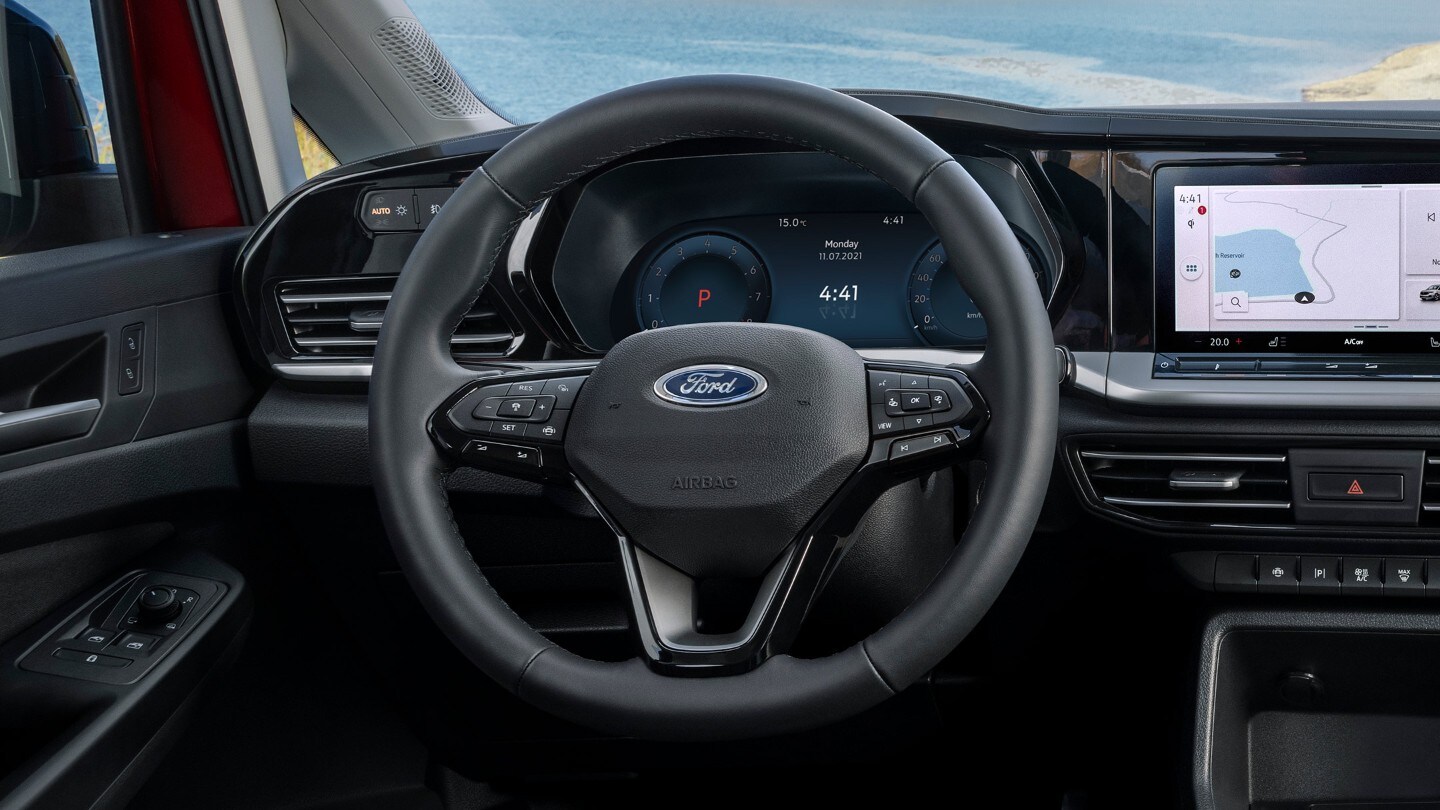 Ford Tourneo Connect: řazení na volantu