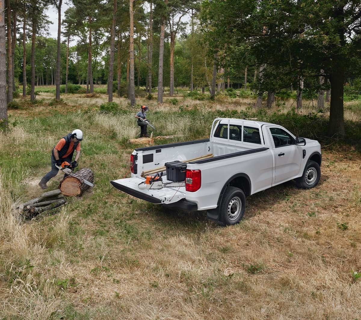 ¾ zadní pohled na ložnou plochu nového modelu Ford Ranger