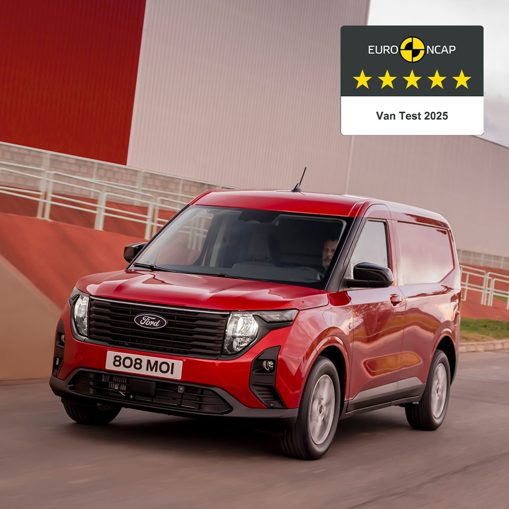 Ford Transit Courier za jízdy